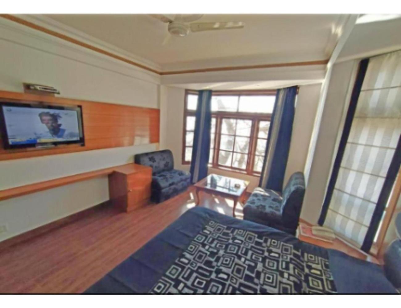 Hotel Horizon Near Picture Palace Bus Stand, Mussoorie Exterior foto